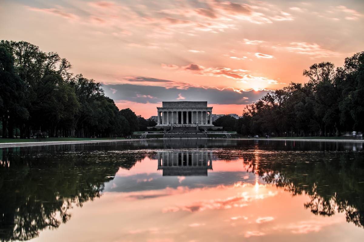 Photograph of the Lincoln Memorial with reflecting pool in the foreground, Washington DC